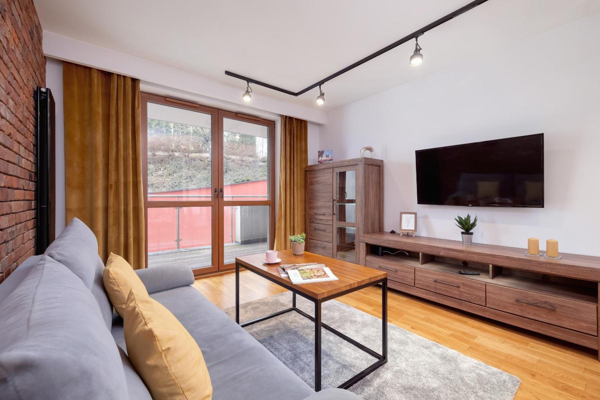 Industrial Fredry With Parking By Renters Krakow