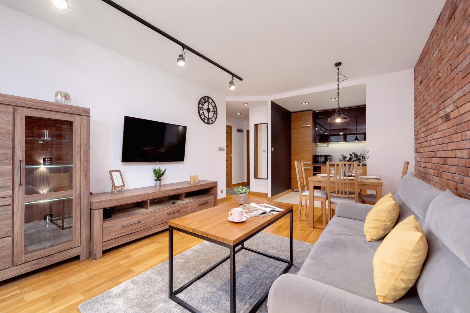 Апартаменти Industrial Fredry With Parking By Renters